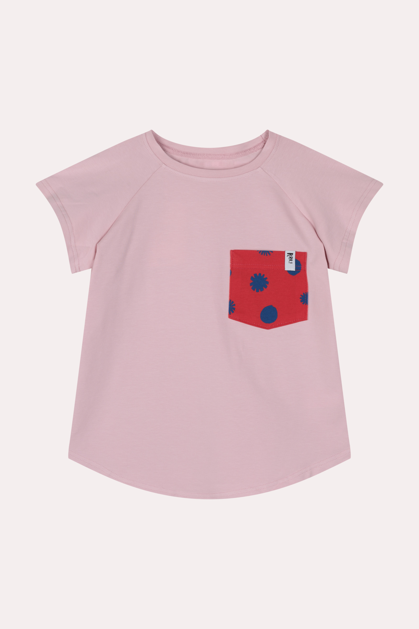 Camiseta rosa con bolsillo de lunares