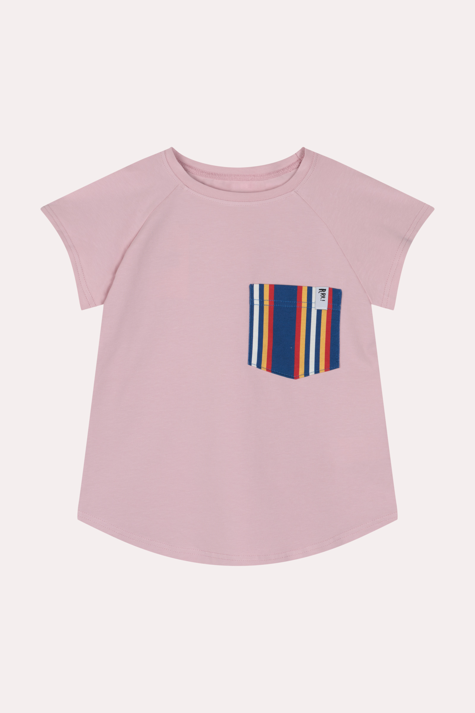 Camiseta rosa con bolsillo a rayas